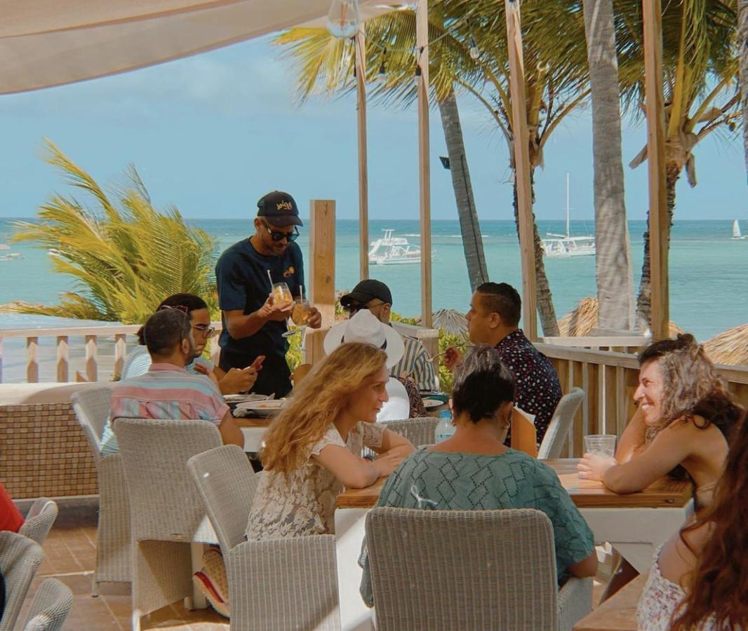 Sol Caribe Suites - Playa Los Corales - Beach Club, Wifi, Swimming Pool - Calle Aruba Punta Cana Eksteriør bilde